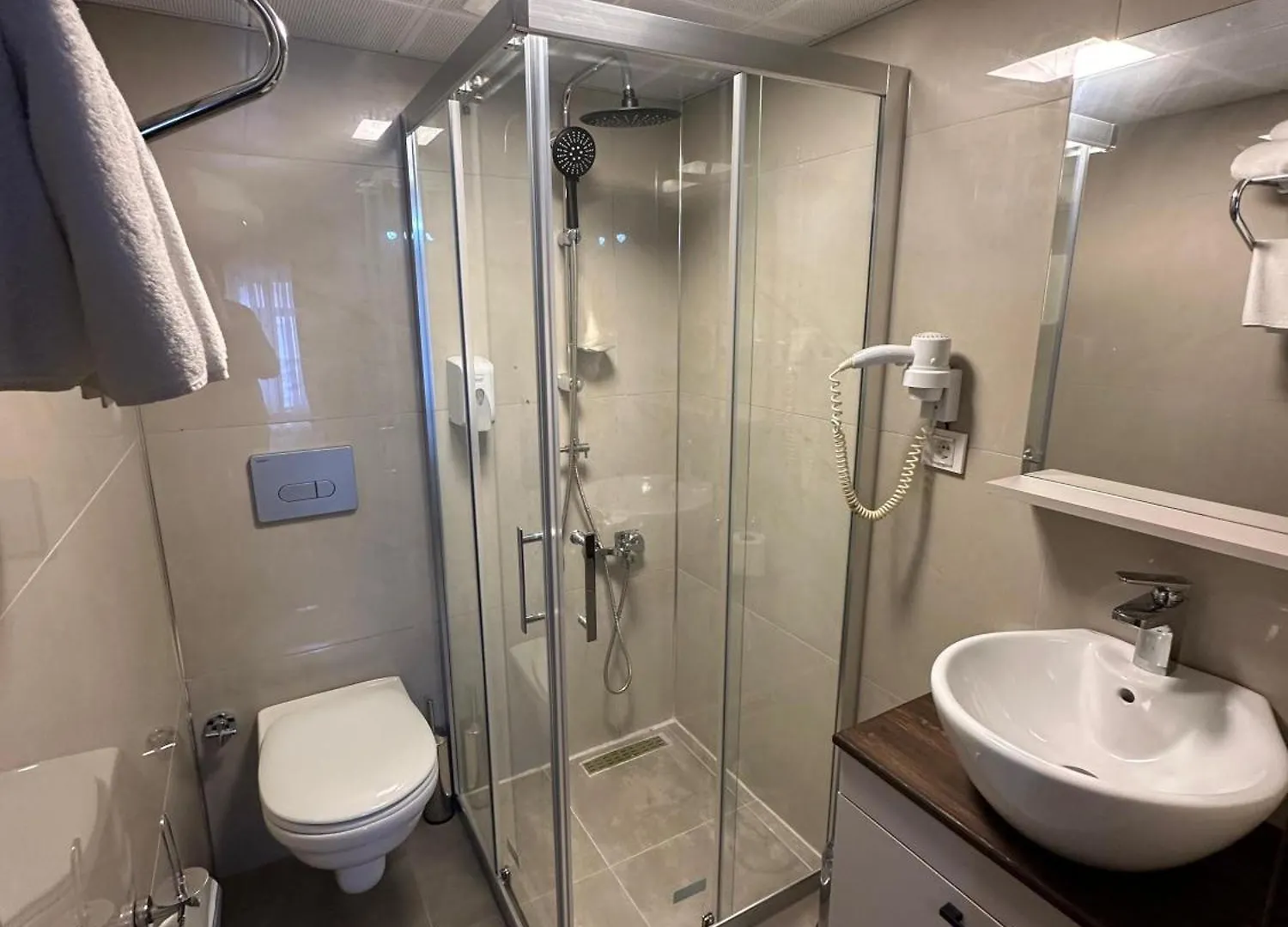 Loost Town Inn Hotel Antalya 3*,