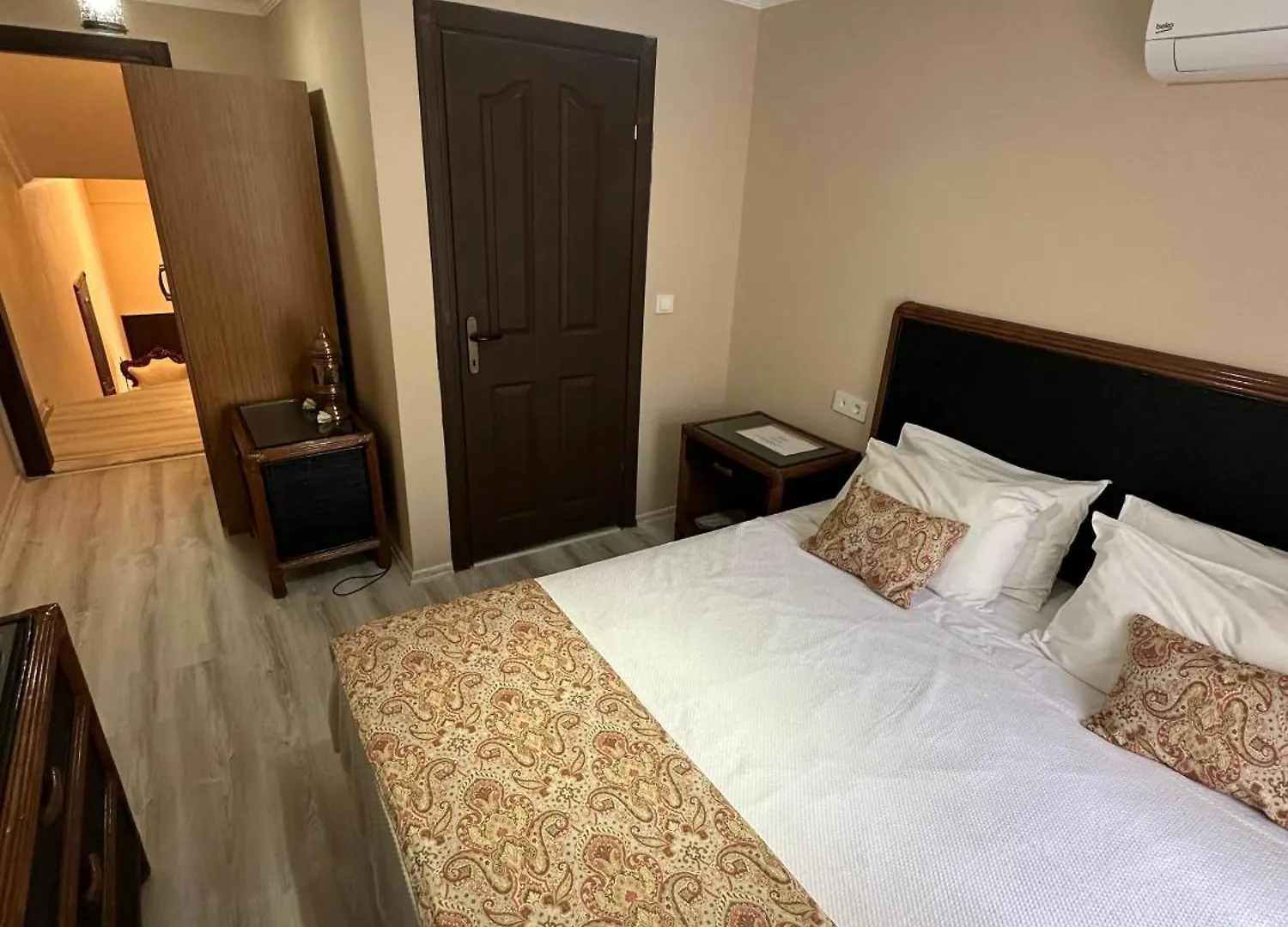 Loost Town Inn Hotel Antalya